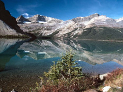 13 Moraine Lake in Alberta  Canada 800