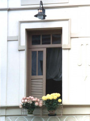 46 Flower decorated window in Tegucigalpa  Honduras 800