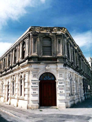 73 Triangular building in the historic district of Dunedin 800