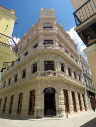 Triangular Building in Havana 800