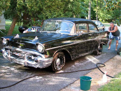 21 Trophy winning 210 and its owner 800