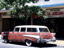 9 1957 Chevrolet 210 Townsman 4 door Station Wagon 800