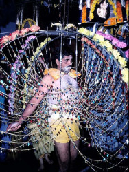 23 Like a hundred splinters 800