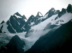 52 Rocky peaks rising out of the glacier in southern Chile 800