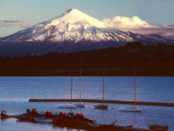 16 Volcano Villarica sunset in Chile 800