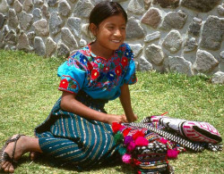 67   Young guatemalan vendor in Panajachel 800