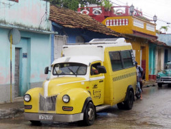1940 Ford Truck in Cienfuegos 800
