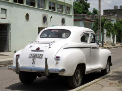 1946 Dodge D24 Coupe Deluxe in Cienfuegos 800