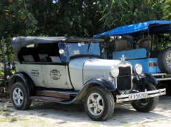 1929 ford taxi at the beach in trinidad 800