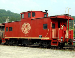 great smokey mountain railroad caboose 800