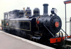 17 steam locomotive at idle in a station in new zealand 800