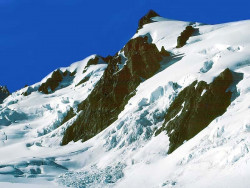 34 walking on a glacier in new zealand 800