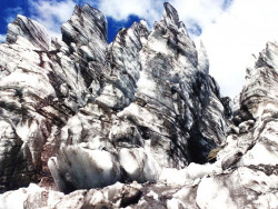 45 25 foot tall face of a glacier in new zealand 800