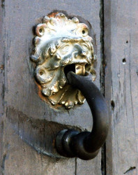 101 brass face knocker photographed in bolivia 800