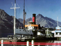 10  at the dock on the south island of new zealand 800