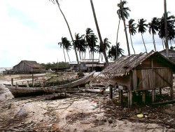 123 boat on the coast of papua new guinea 800