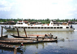 42 ferry boat in southern thailand near phuket 800