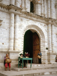 50 church entrance in guatemala 800