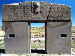 23 backside of tiwanakus gate to the sun in bolivia 800