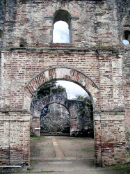 35 inside of costa ricas oldest church in orosi 800
