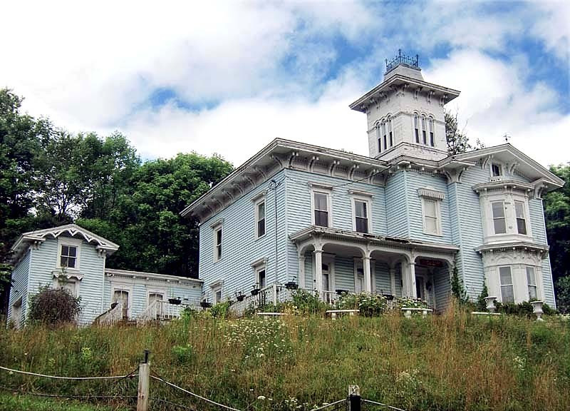 100 home in upper new york state 800