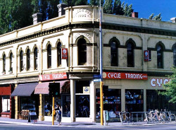 81 bike shop in melbourne  australia 800