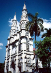 12 cathedral in leon  nicaragua 8006