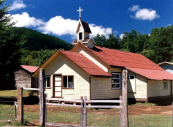 23 small town church in southern chile 800