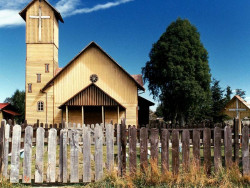 5 small wooden church in osorno  chile 800