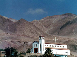 8 church in the chiles atacama desert 800
