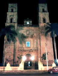 8 main church in merida  mexico in the yucatan peninsula 800