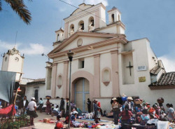 church in quetzaltenango  guatemala 800