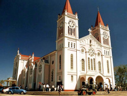 10 cathedral on the island of mindora in the philippines 800
